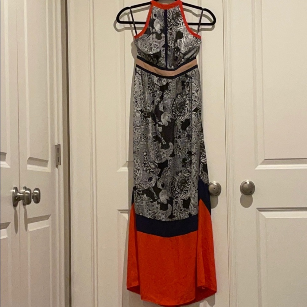 Backless maxi dress